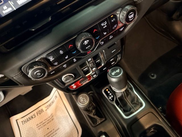 2024 Jeep Wrangler 4-Door Rubicon 392 - Photo 37