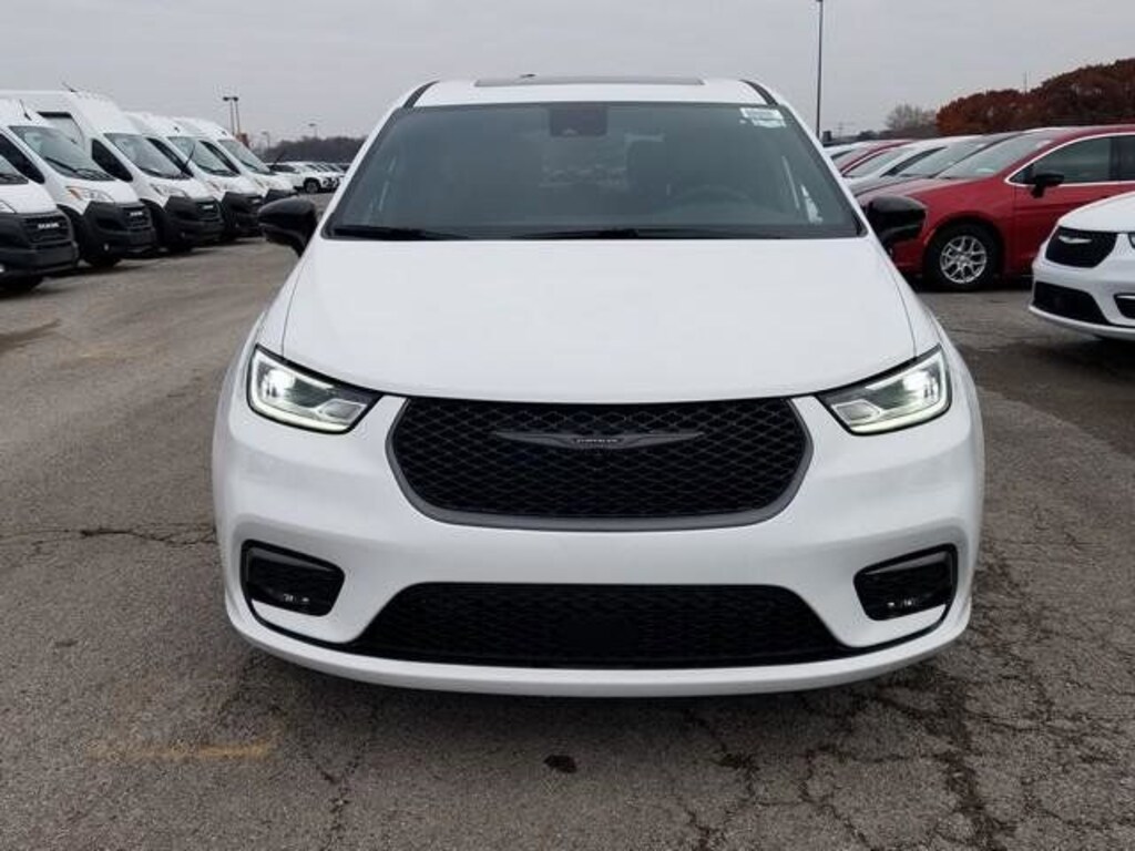 New 2026 Chrysler Pacifica SELECT Passenger Van