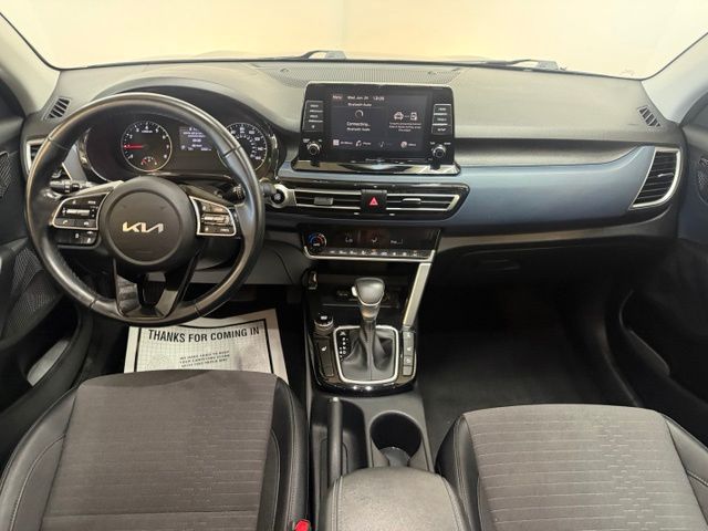 2023 Kia Seltos S - Photo 32