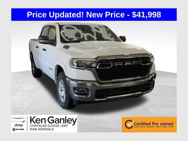 2025 RAM 1500 Big Horn/Lone Star 4x4 Crew Cab 5'7's photo