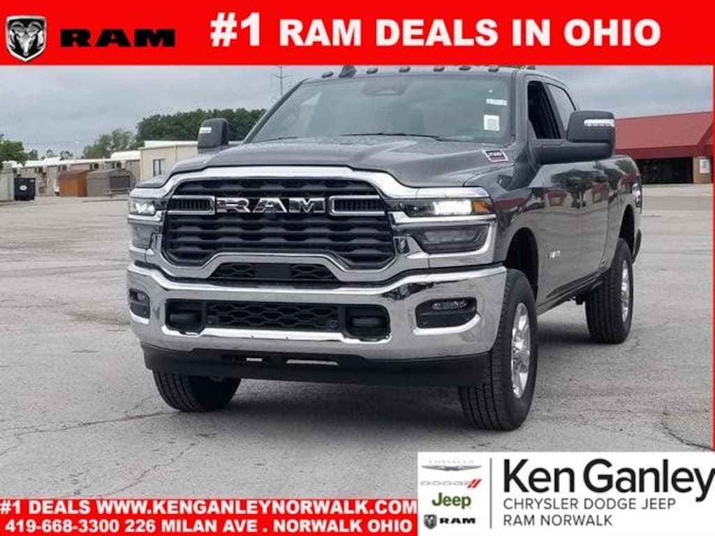 New 2026 Ram 2500 BIG HORN CREW CAB 4X4 6'4 BOX Pickup