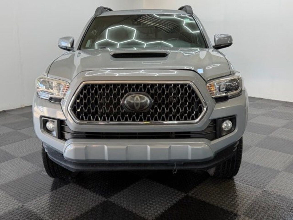 Used 2018 Toyota Tacoma TRD Sport Truck