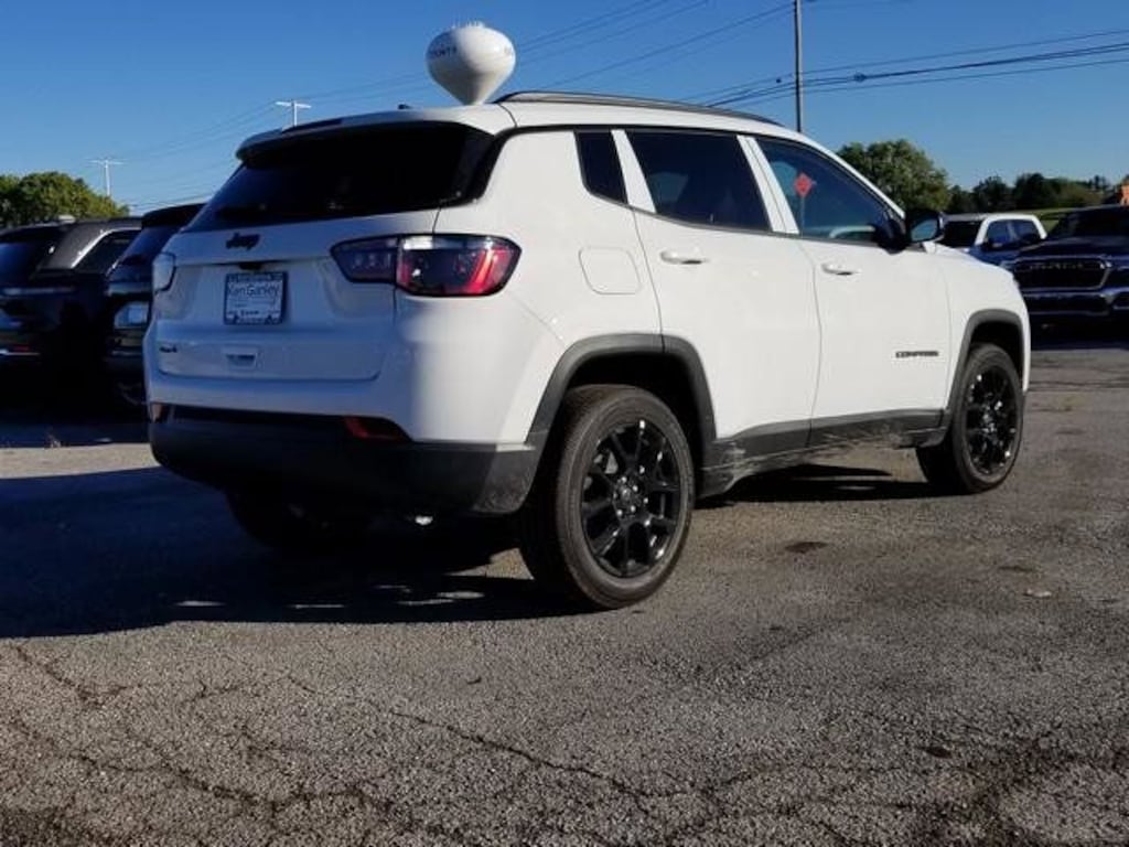 New 2026 Jeep Compass LATITUDE ALTITUDE 4X4 Sport Utility