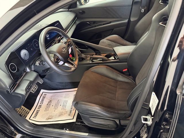 2023 Hyundai Elantra N - Photo 22