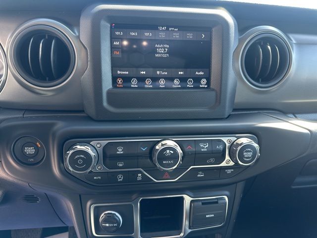 2023 Jeep Wrangler 4-Door Sport - Photo 19