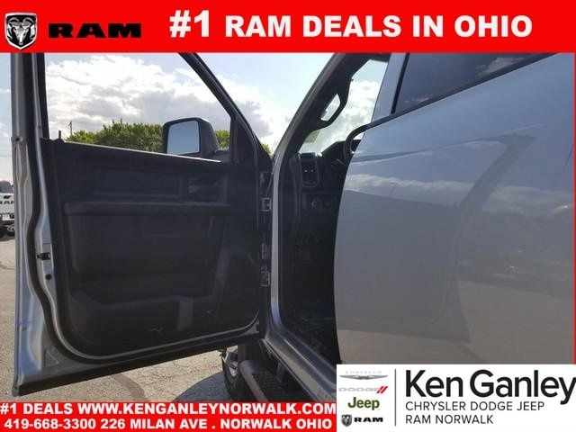 2026 RAM 3500 Tradesman - Photo 12