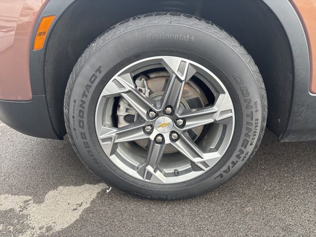 2023 Chevrolet Blazer 2LT photo 2