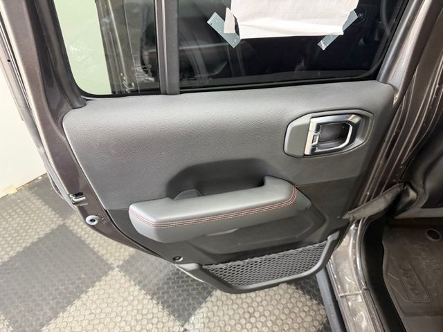 2025 Jeep Wrangler 4-Door Rubicon - Photo 35
