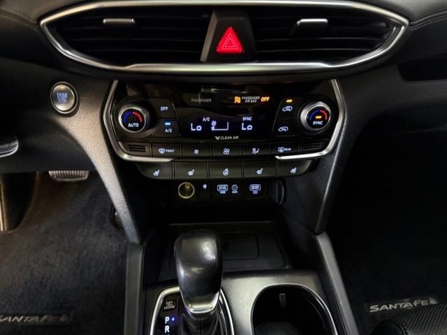 2020 Hyundai Santa Fe Limited - Photo 20
