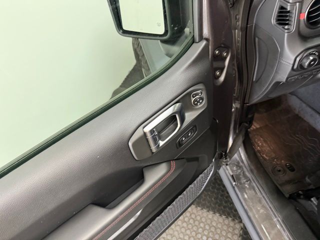2025 Jeep Wrangler 4-Door Rubicon - Photo 19