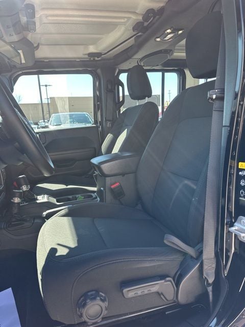 2023 Jeep Wrangler 4-Door Sport - Photo 23