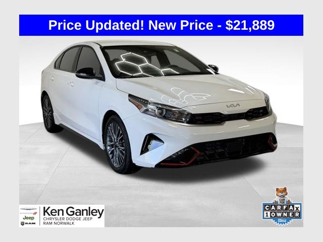 2024 Kia Forte GT-Line AT's photo