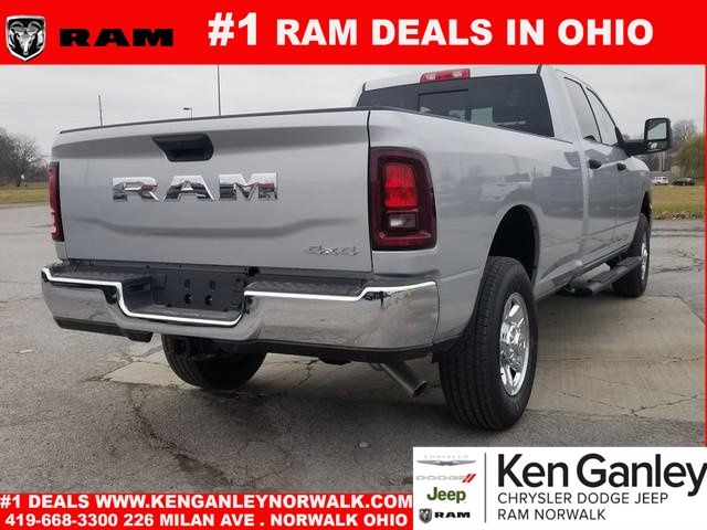 2026 Ram 3500 Tradesman photo 3