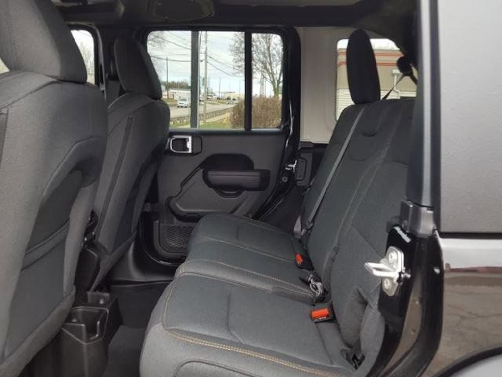 New 2024 Jeep Wrangler 4-DOOR SPORT S Sport Utility