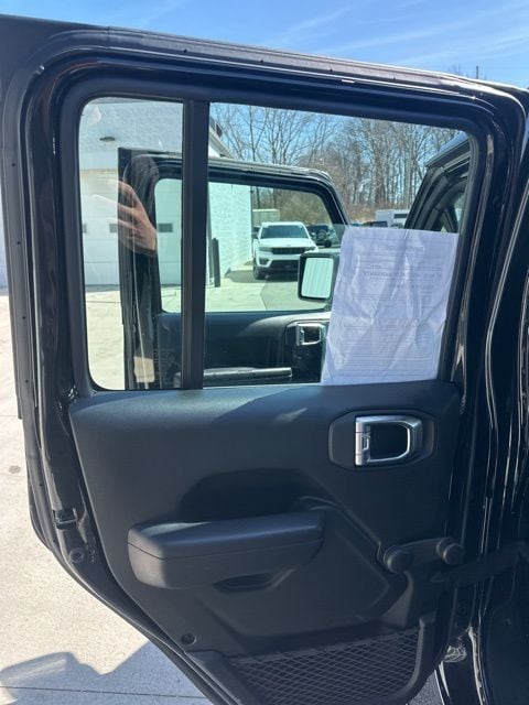 2023 Jeep Wrangler 4-Door Sport - Photo 35
