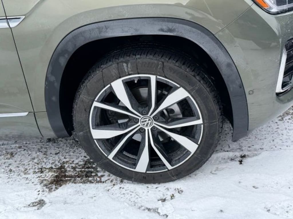 Used 2025 Volkswagen Atlas 2.0T SEL Premium R-Line SUV