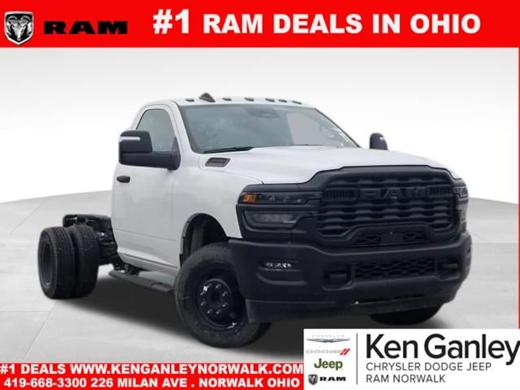 New 2026 Ram 3500 Chassis Cab TRADESMAN REGULAR 4X4 60' CA Pickup