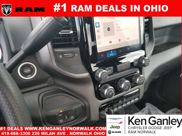 2026 RAM 3500 Chassis Tradesman - Photo 12
