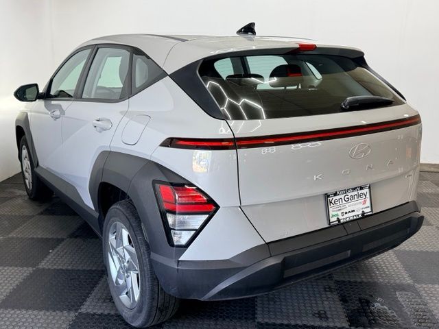 2024 Hyundai Kona SE - Photo 9