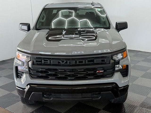2025 Chevrolet Silverado 1500 Custom - Photo 4