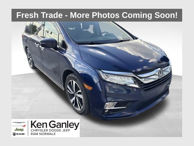 2018 Honda Odyssey Elite's photo