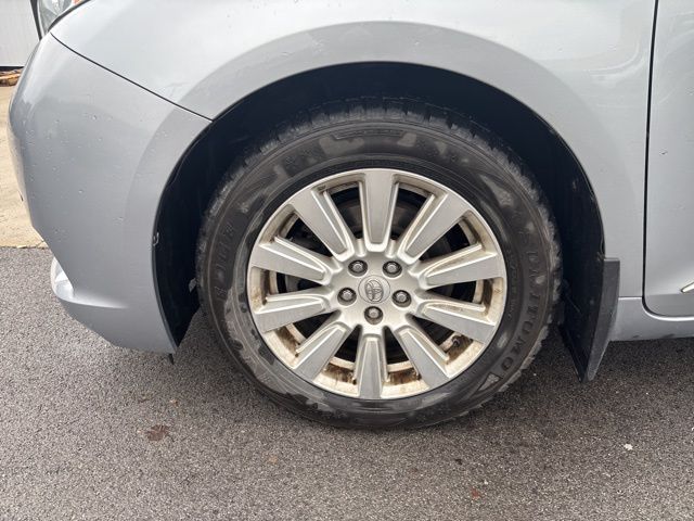 Used 2017 Toyota Sienna Limited with VIN 5TDDZ3DC3HS146849 for sale in Norwalk, OH