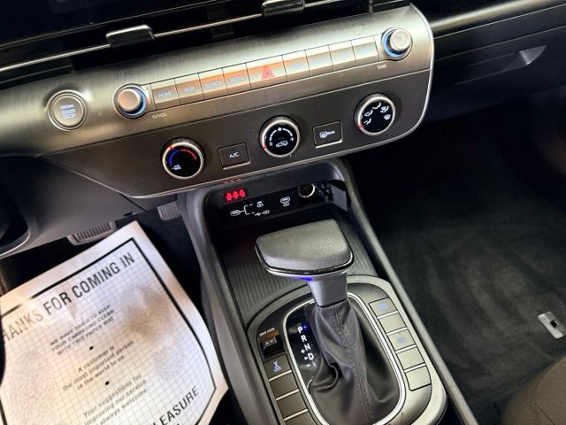 2024 Hyundai Kona SE - Photo 29