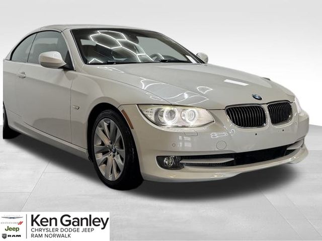 2012 BMW 3 Series 328i's photo