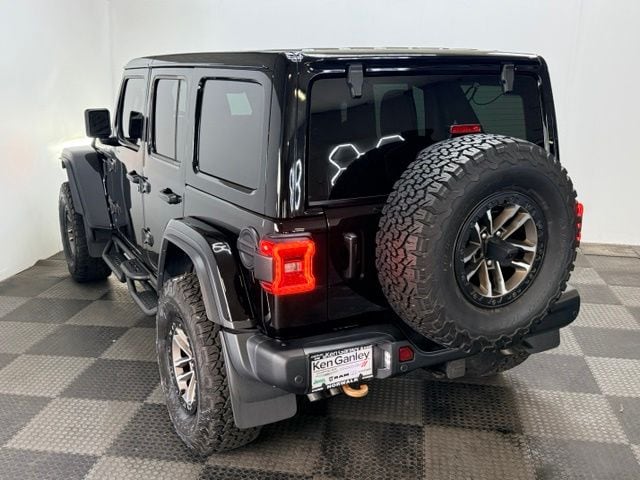 2024 Jeep Wrangler 4-Door Rubicon 392 - Photo 9