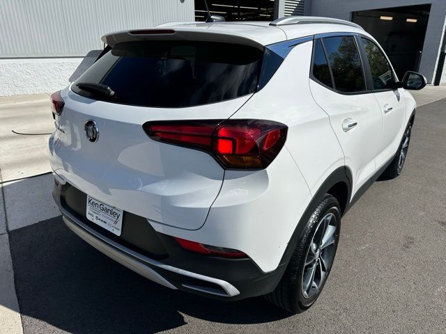 2022 Buick Encore GX Select photo 3