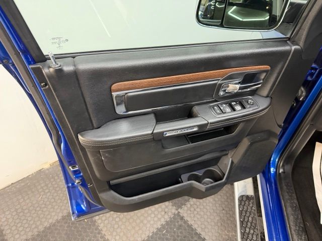 2017 RAM Ram 1500 Pickup Laramie - Photo 23