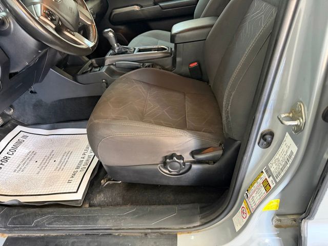 2018 Toyota Tacoma TRD Sport - Photo 19