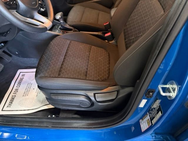 2023 Kia Rio S - Photo 18