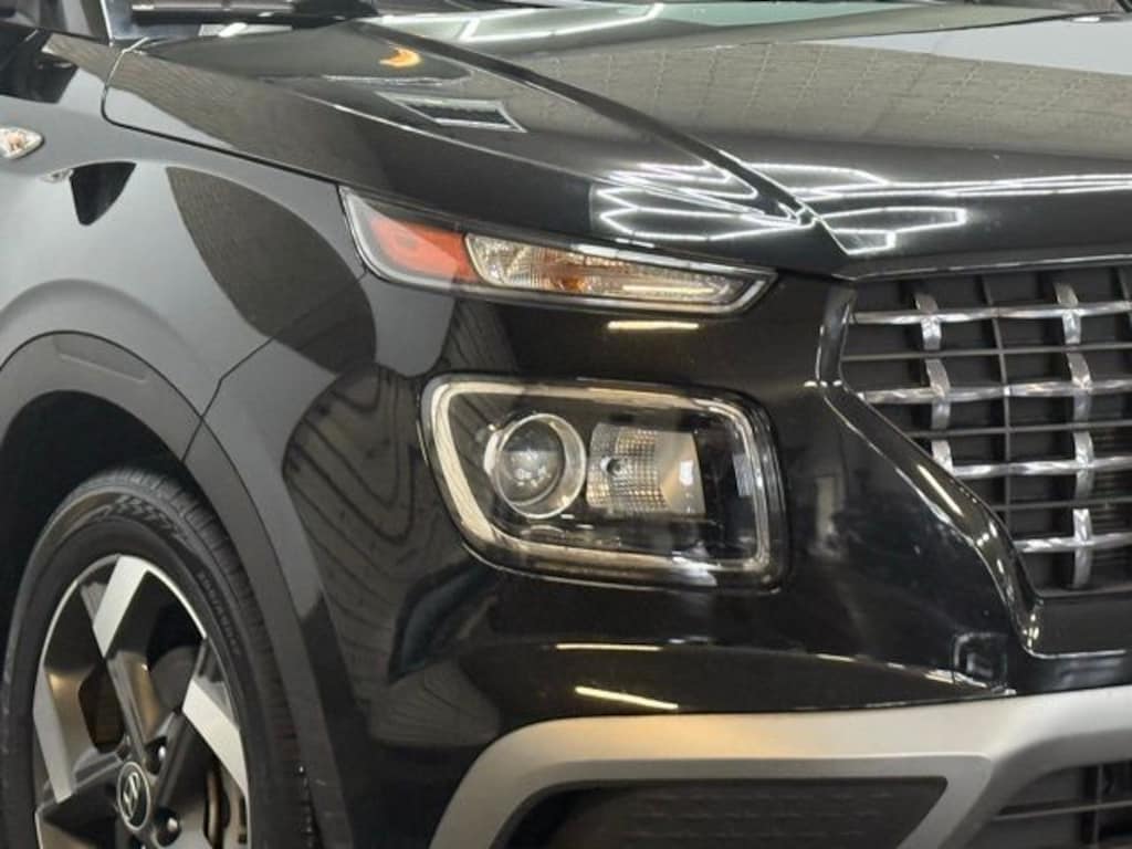 Certified 2023 Hyundai Venue SEL SUV