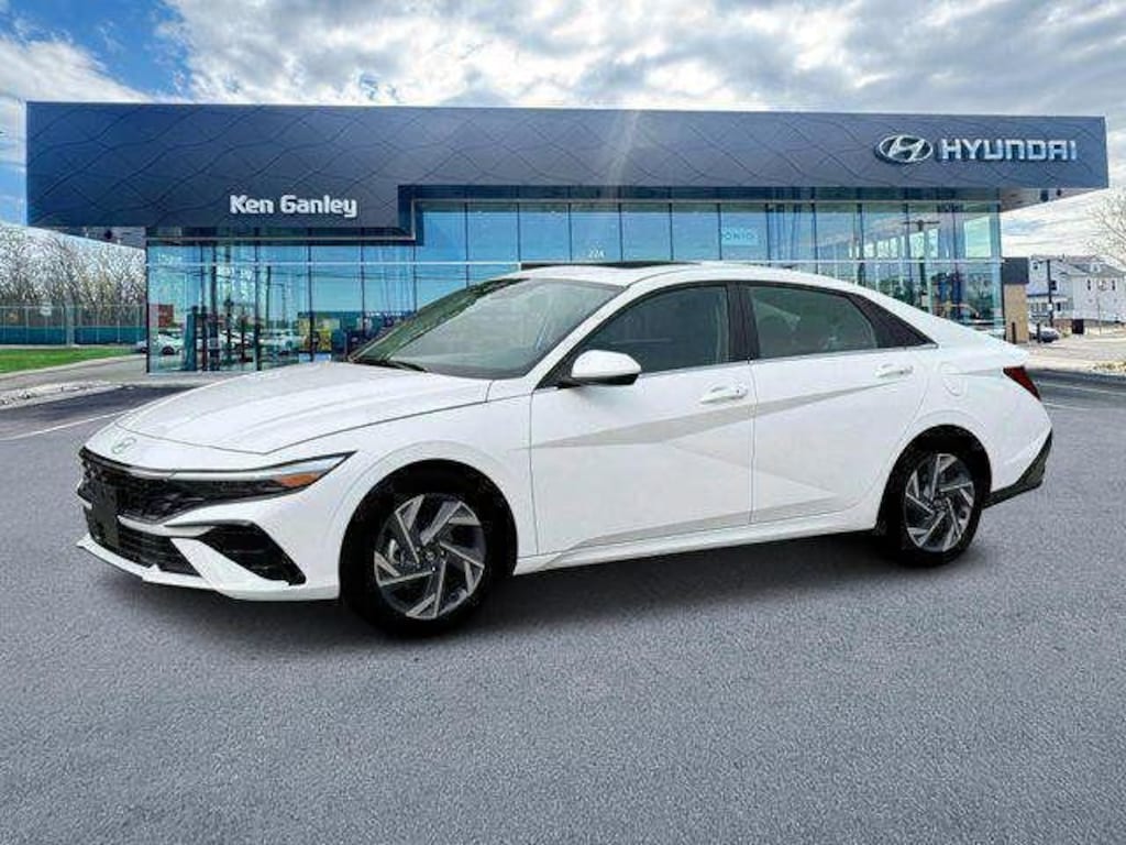 New 2025 Hyundai Elantra SEL Convenience Sedan