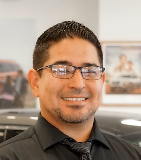 Staff member Johnny Perez from ID_4f8eb8