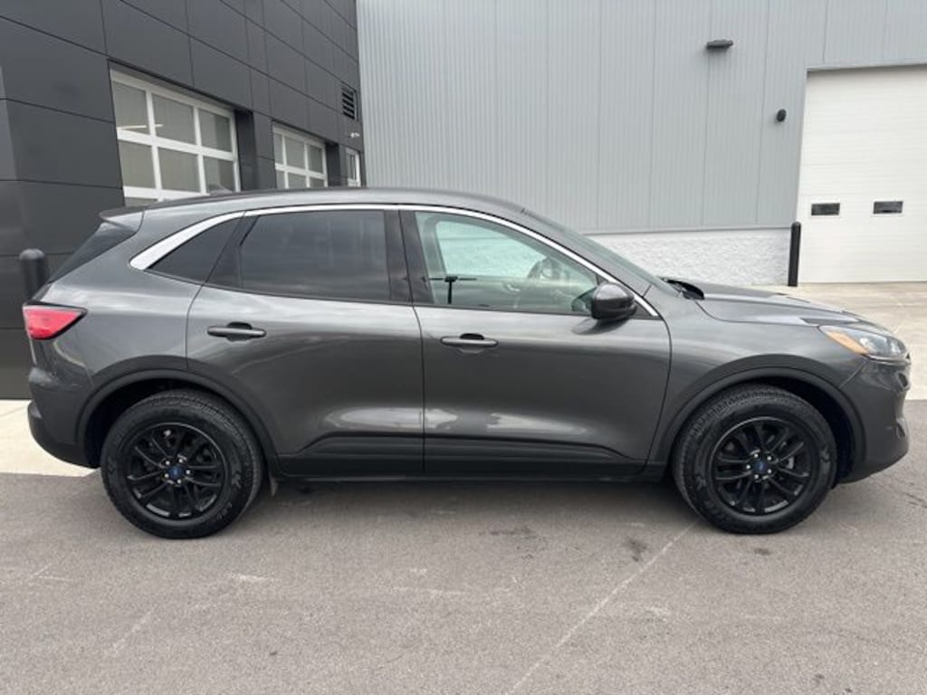 Used 2020 Ford Escape SE SUV