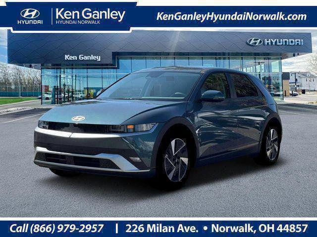 2025 Hyundai Ioniq 5 Base's photo