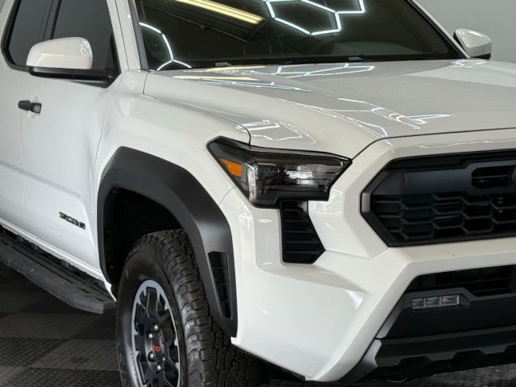 Used 2025 Toyota Tacoma Truck Double Cab