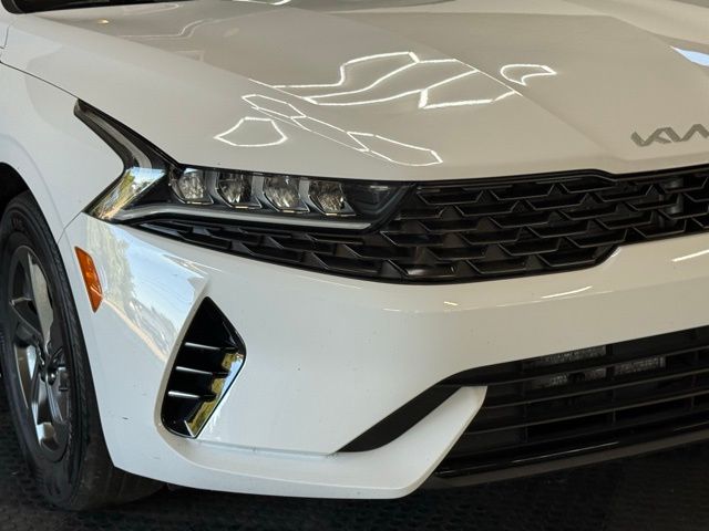 2023 Kia K5 LXS photo 2