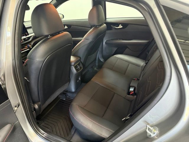 2023 Kia Forte GT - Photo 30