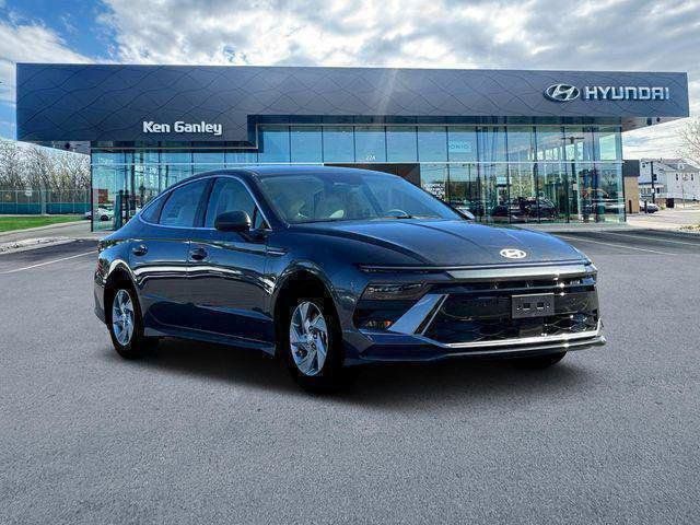 2025 Hyundai Sonata SE - Photo 14