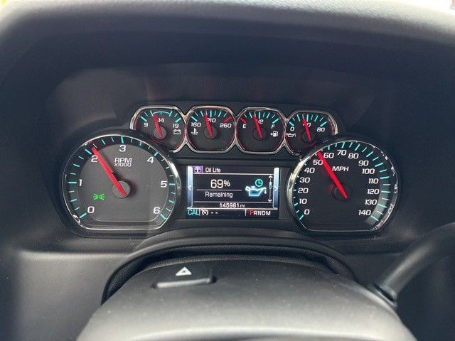 2016 Chevrolet Suburban LTZ photo 2