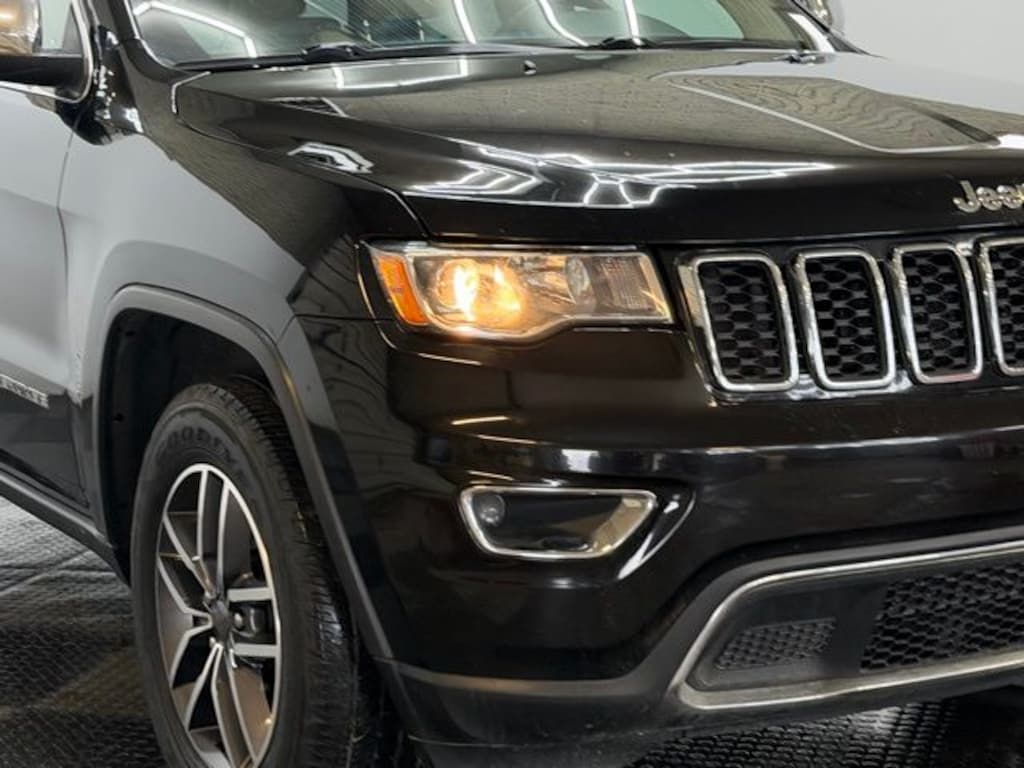 Used 2019 Jeep Grand Cherokee Limited SUV