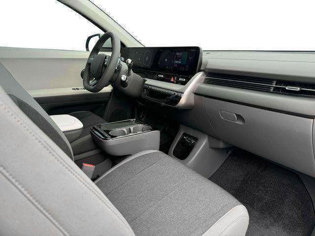 2025 Hyundai IONIQ 5 SE - Photo 15