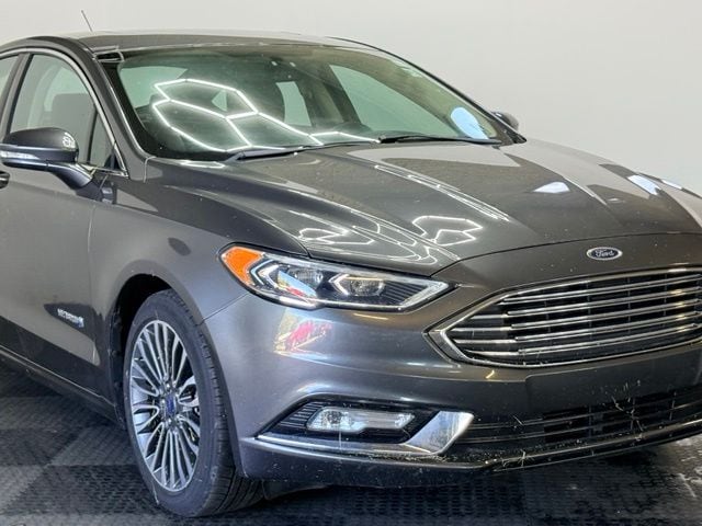 Used 2017 Ford Fusion Hybrid Titanium with VIN 3FA6P0RU1HR285613 for sale in Norwalk, OH