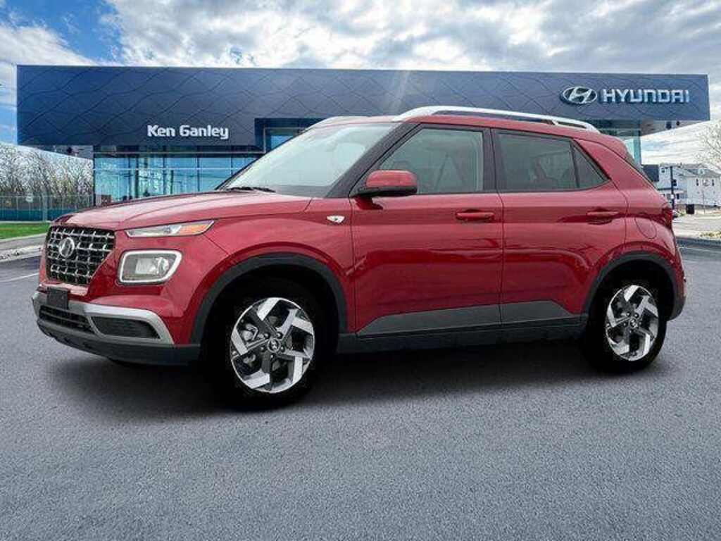 New 2025 Hyundai Venue SEL SUV