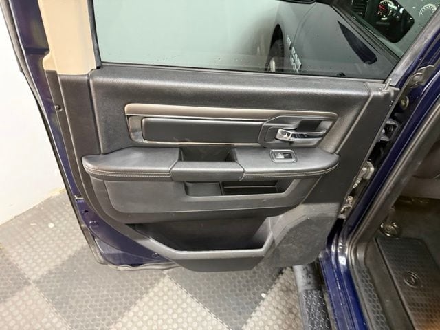 2016 RAM Ram 1500 Pickup Sport - Photo 32