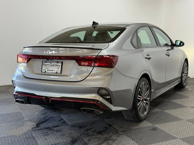 2023 Kia Forte GT - Photo 10