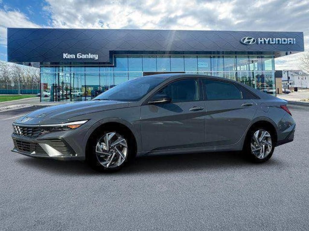 New 2025 Hyundai Elantra Hybrid SEL Sport Sedan
